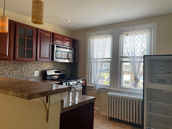 2nd image of 3601 Meridian St Floor 2