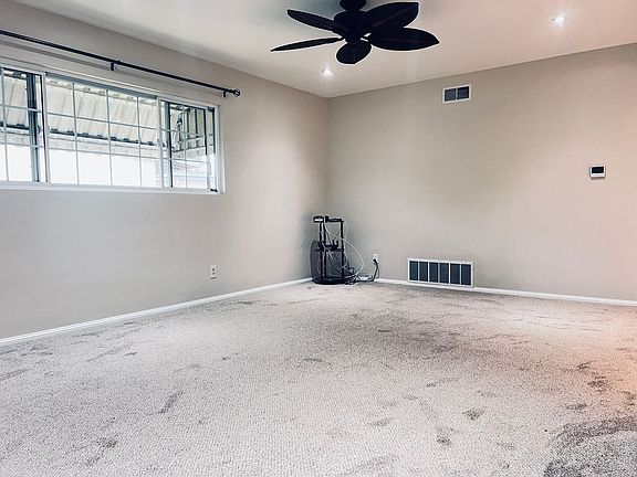 5th image of 595 Brockwood Dr