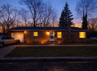 1120 Monroe St, Benton Harbor, MI 49022