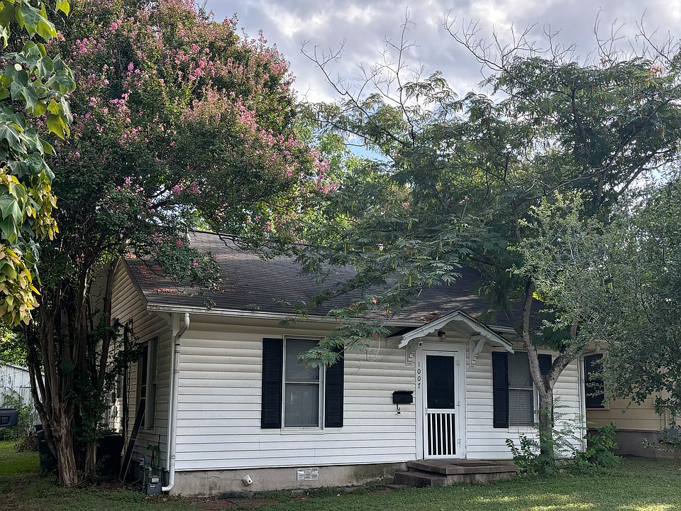 1st image of 1007 E 44th St