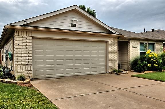 2nd image of 8524 Horse Whisper Ln