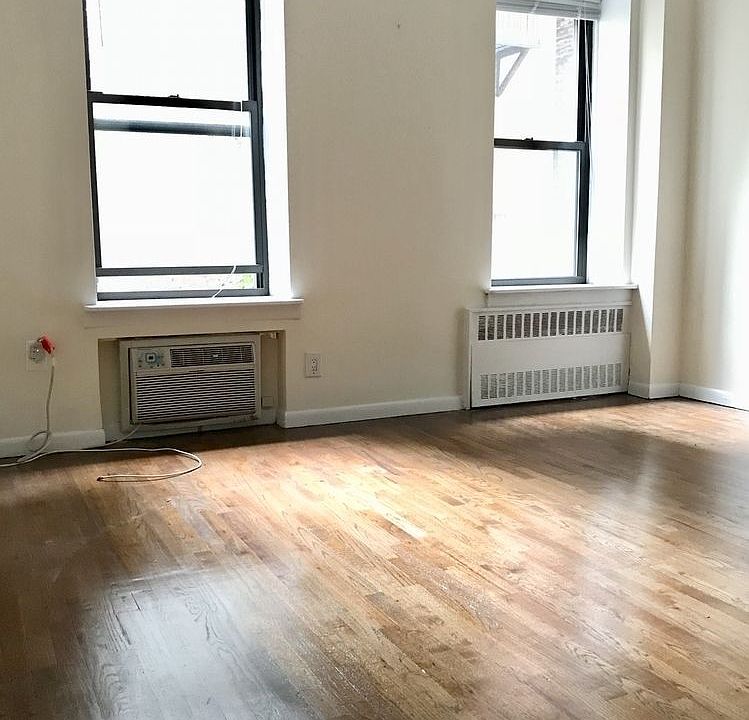 2nd image of 35 W 64th St APT 2G