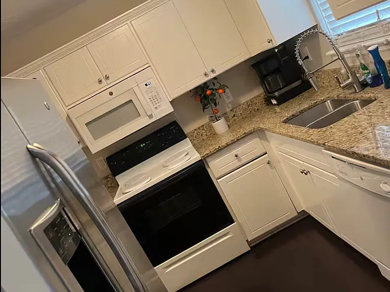 203 Applecross Dr — Photo 1