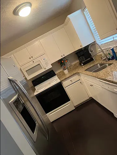 203 Applecross Dr Photo 1