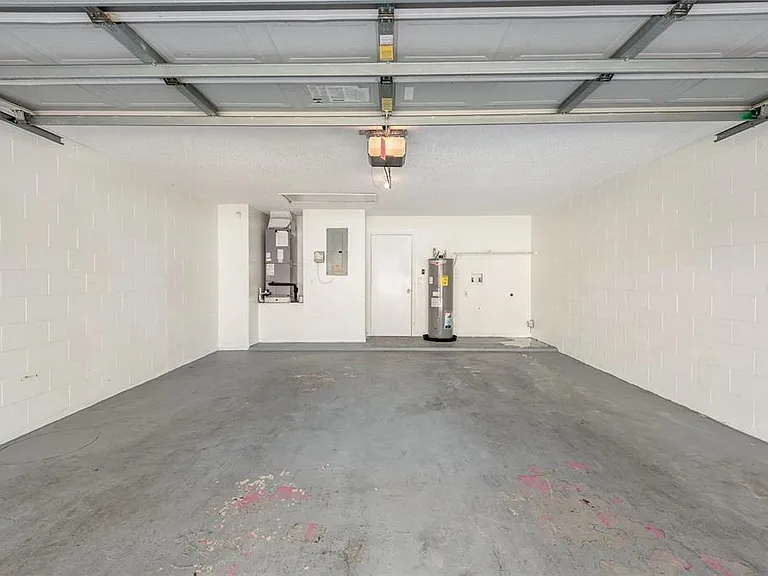 3846 Long Grove Ln — Photo 23