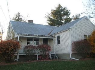 57 Pumpkin Ln, Clinton Corners, NY 12514