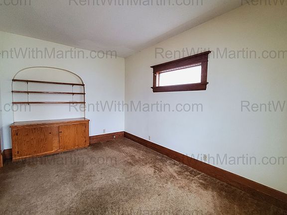 2nd image of 313 Denver St