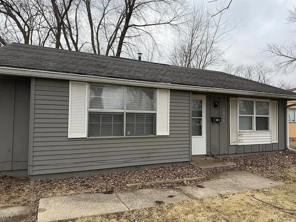 1016 Camaro Dr, Danville, IL 61832