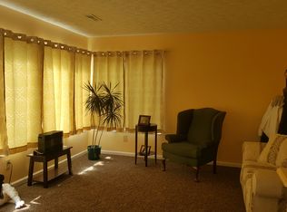 9910 Sawgrass Ln, Piqua, OH 45356