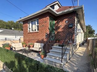 3058 Barkley Ave, Bronx, NY 10465