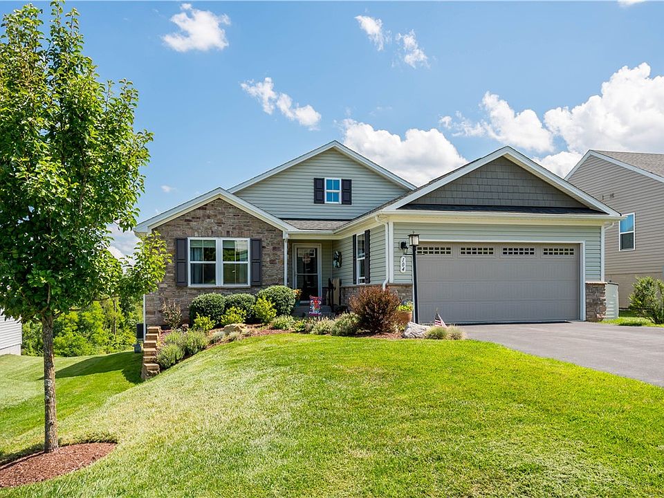 1st image of 104 Ash Ln
