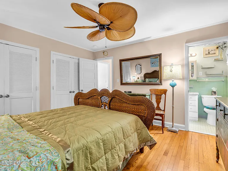 67 N Farragut Ave — Photo 39
