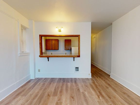 3rd image of 215 S G St #16