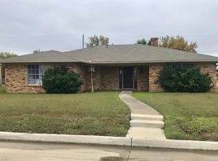 1415 El Camino Cir, Princeton, TX 75407
