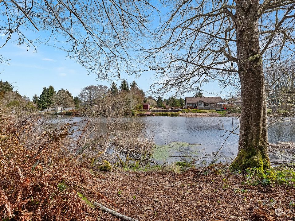 1st image of 798 Point Brown Avenue SE