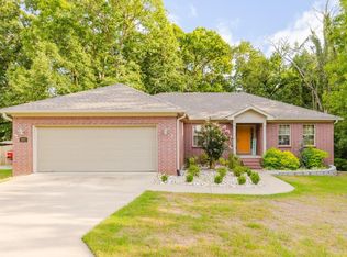 1401 Stamford Dr, Benton, AR 72019