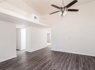 18 Plum Tree Dr, Saint Peters, MO