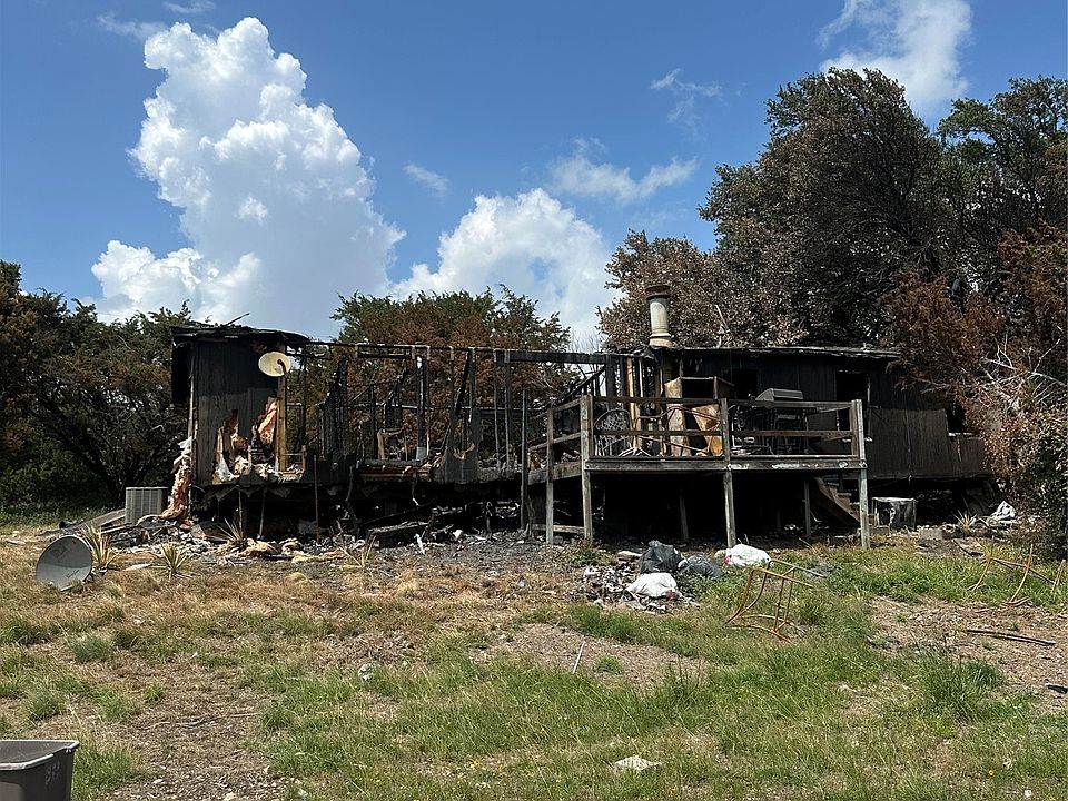 2nd image of 1102 Sierra Vista Dr
