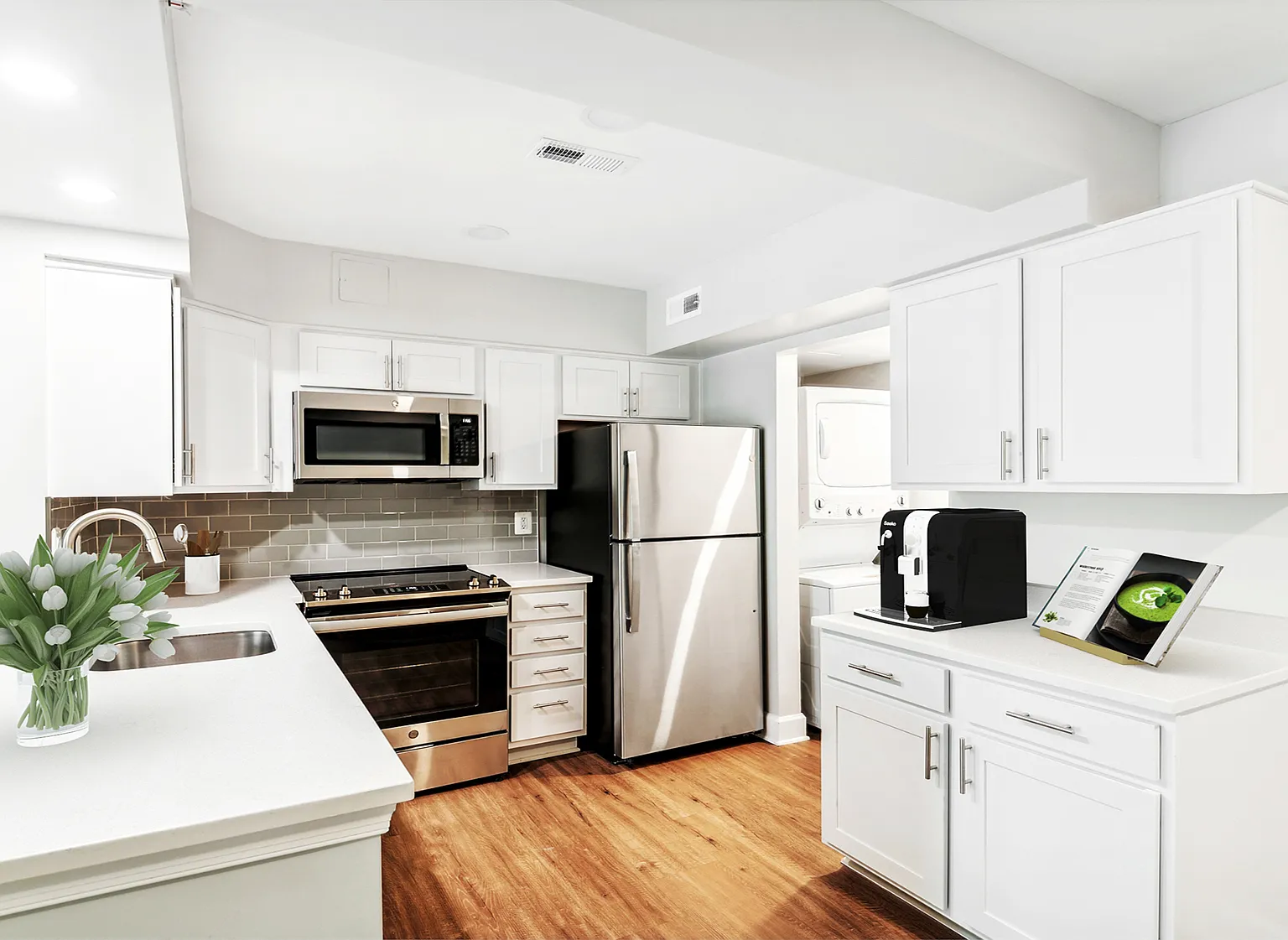 Vaughan Place — Photo 4