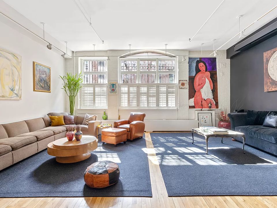 1st image of 407 E 91st St APT 1A