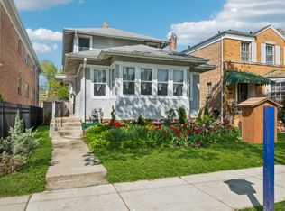 6506 N Maplewood Ave, Chicago, IL 60645