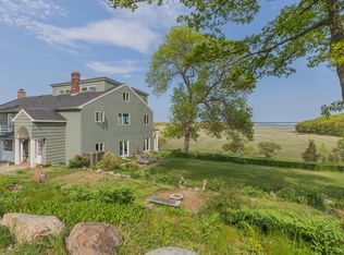 279 Argilla Rd, Ipswich, MA 01938