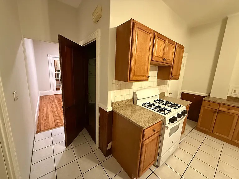24 Cornell St #1 — Photo 7