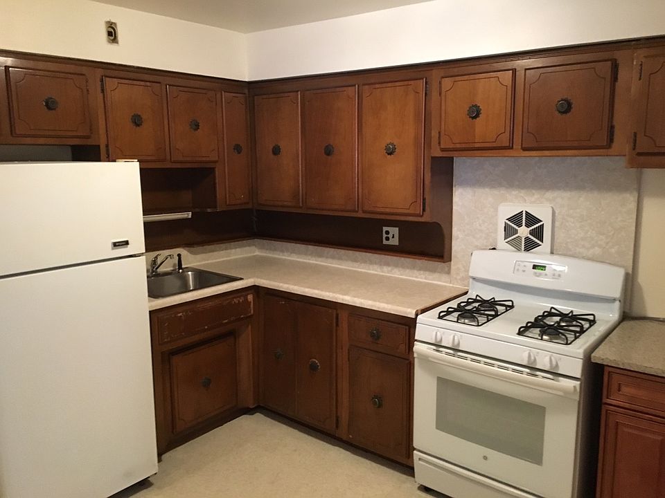 1st image of 2249 38th St