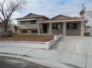 233 N Crestline Dr, Las Vegas, NV 89107