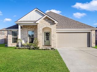 16719 Highland Heights Dr, Covington, LA 70435