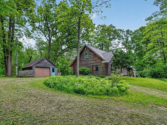 2nd image of 7008 Lavina Road