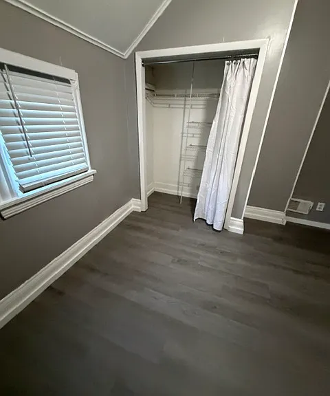 621 Fremont Ave NW — Photo 20