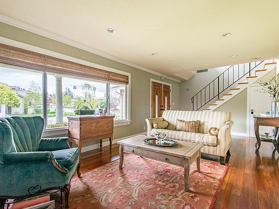 2nd image of 6146 Calle Esperanza