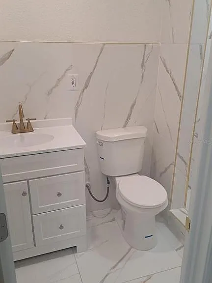 1405 W Rambla St — Photo 9