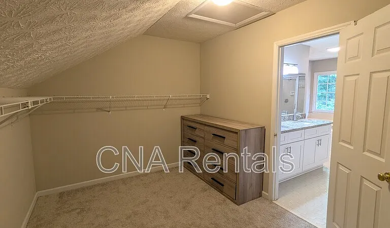 4635 Hampton Square Dr — Photo 17