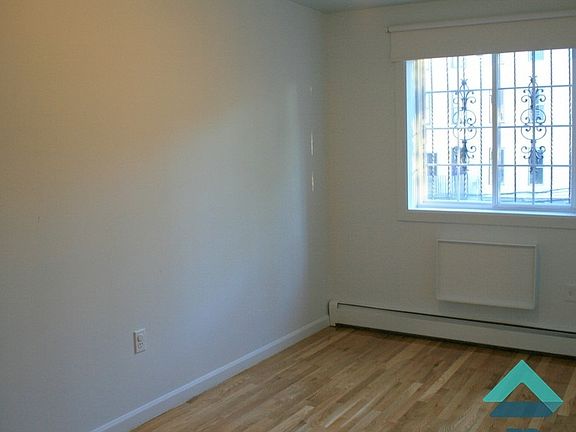 4th image of 430 Gates Ave #2NDFLR