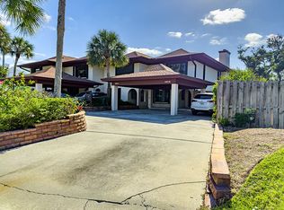 4913 Bethel Creek Dr, Vero Beach, FL 32963