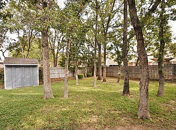 5th image of 2803 Vermont Ct