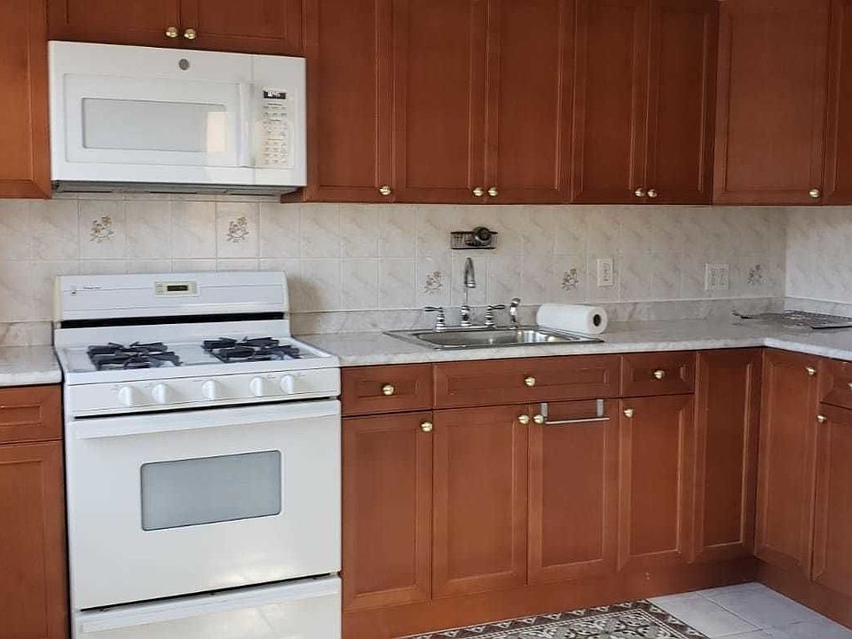 1st image of 22-30 38th St #1