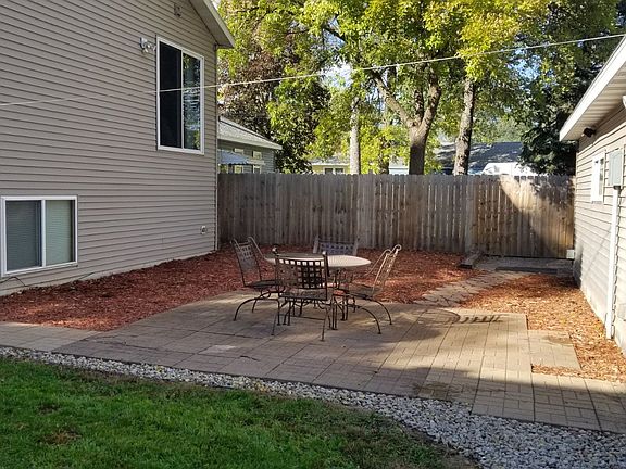 2nd image of 312 30th Ave N