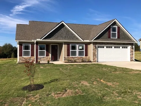 214 R C Thompson Rd, Chesnee, SC 29323