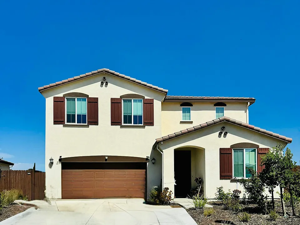4018 Kenwood Cir