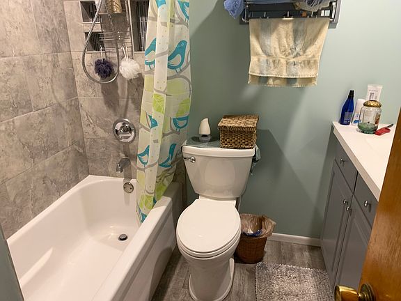 2nd image of 1382 Terry Dr