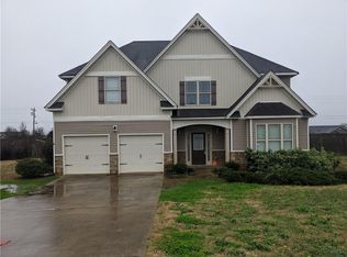 17 Old Glory Way, Fort Mitchell, AL 36856