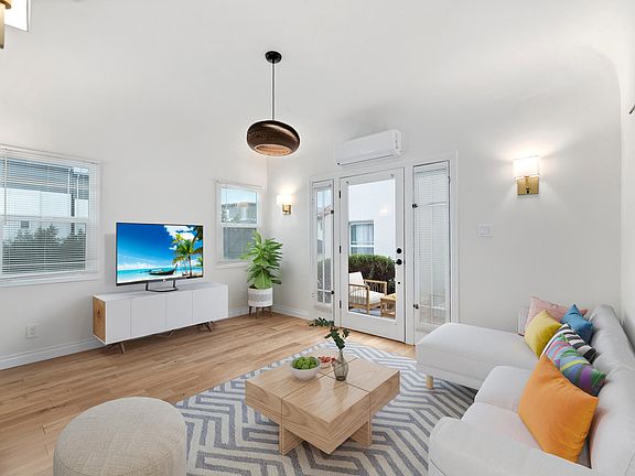 2nd image of 802 Lucile Ave #802