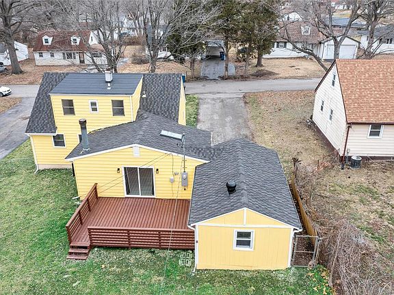 4th image of 1208 Redman Blvd