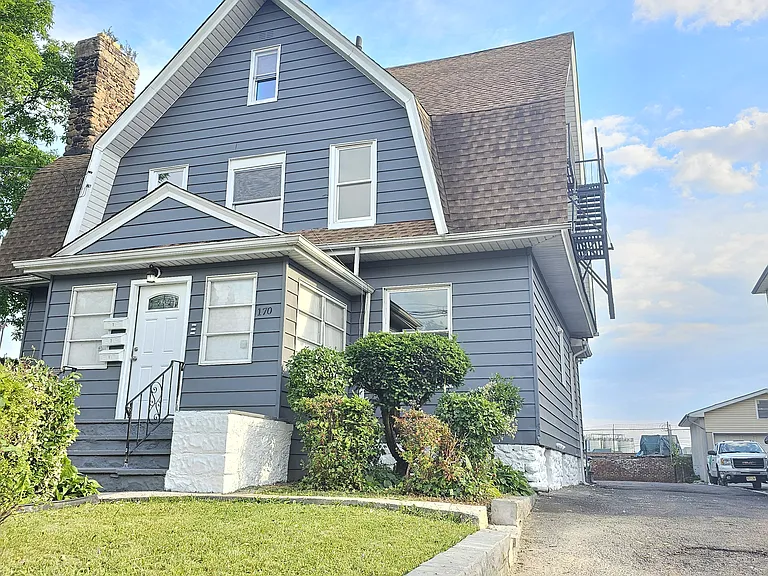 170 Hillside Ave #3 — Photo 1