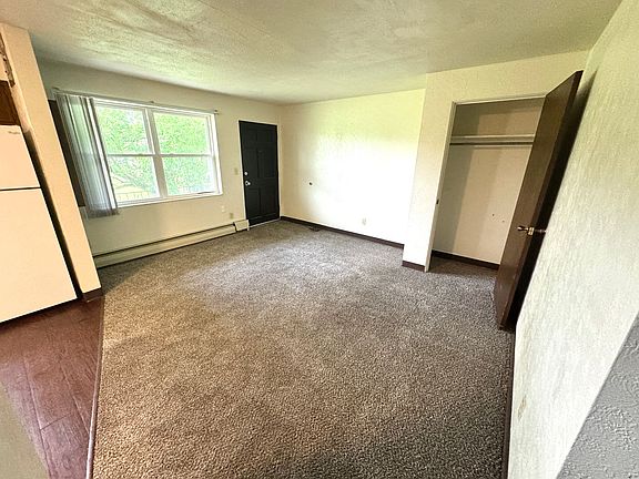 4th image of 401 Washington Ave APT 4