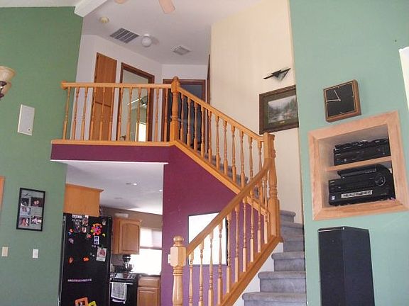 4th image of 11847 SE Riveridge Dr