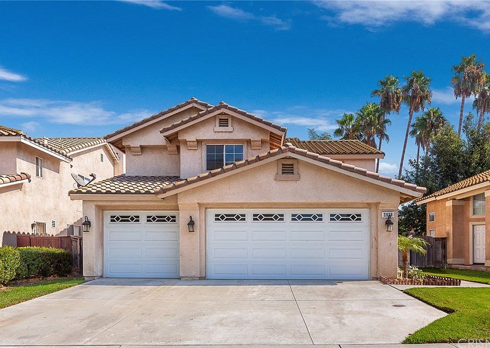 1st image of 2930 S Tuolumne Pl